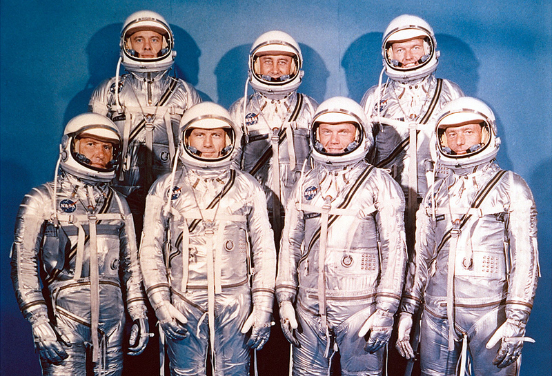 Los astronautas de las misiones MErvcury. Gordon Cooper en la esquina superior derecha. Foto: Wikipedia